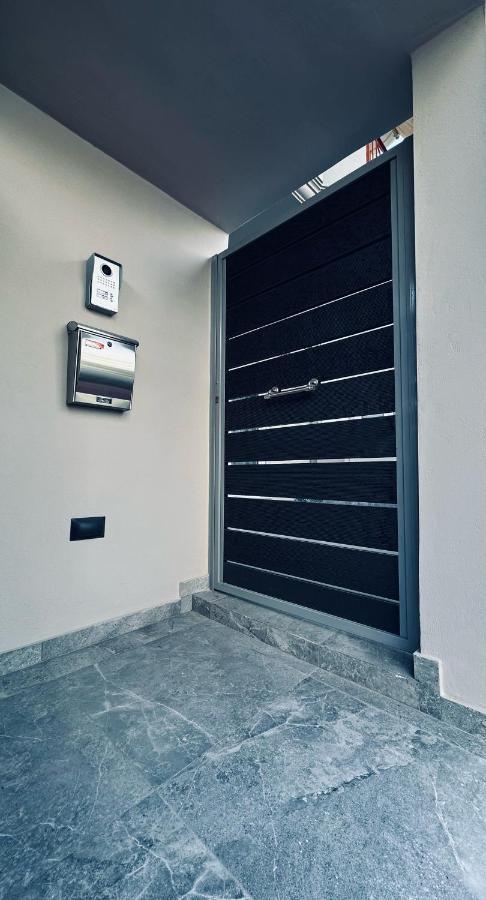 Markópoulon Hodos Luxury Apt Near Ath-Airport מראה חיצוני תמונה